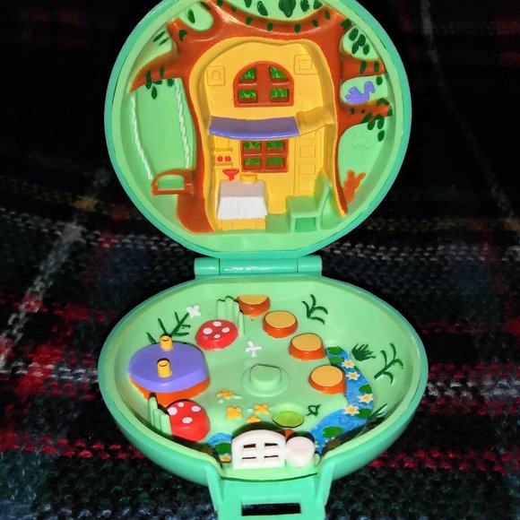 Vintage Polly Pocket Princess Polly's woodland realm (no characters) 1992 - Picture 1 of 6